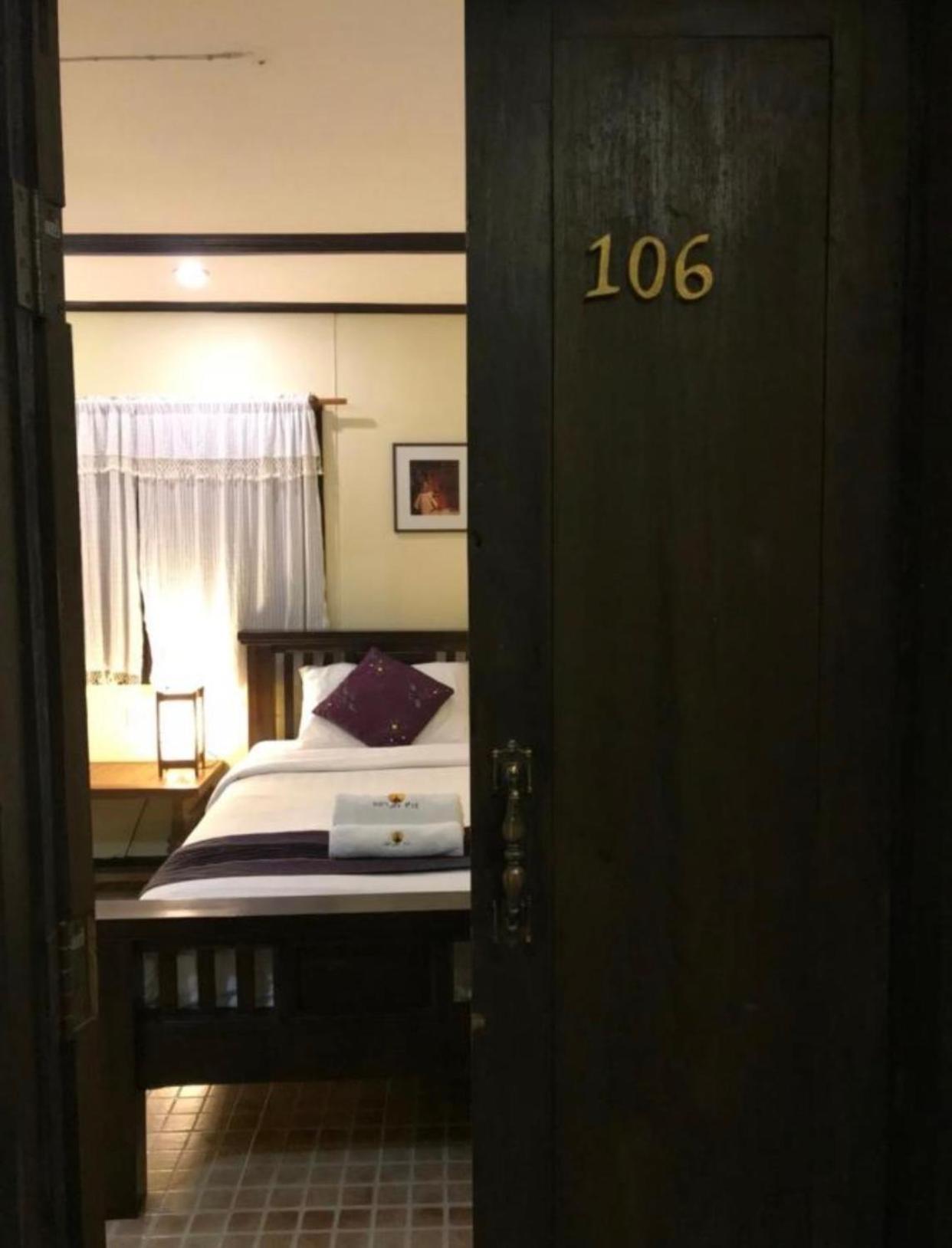 Nearthepark Boutique House Hostel Чиангмай Екстериор снимка
