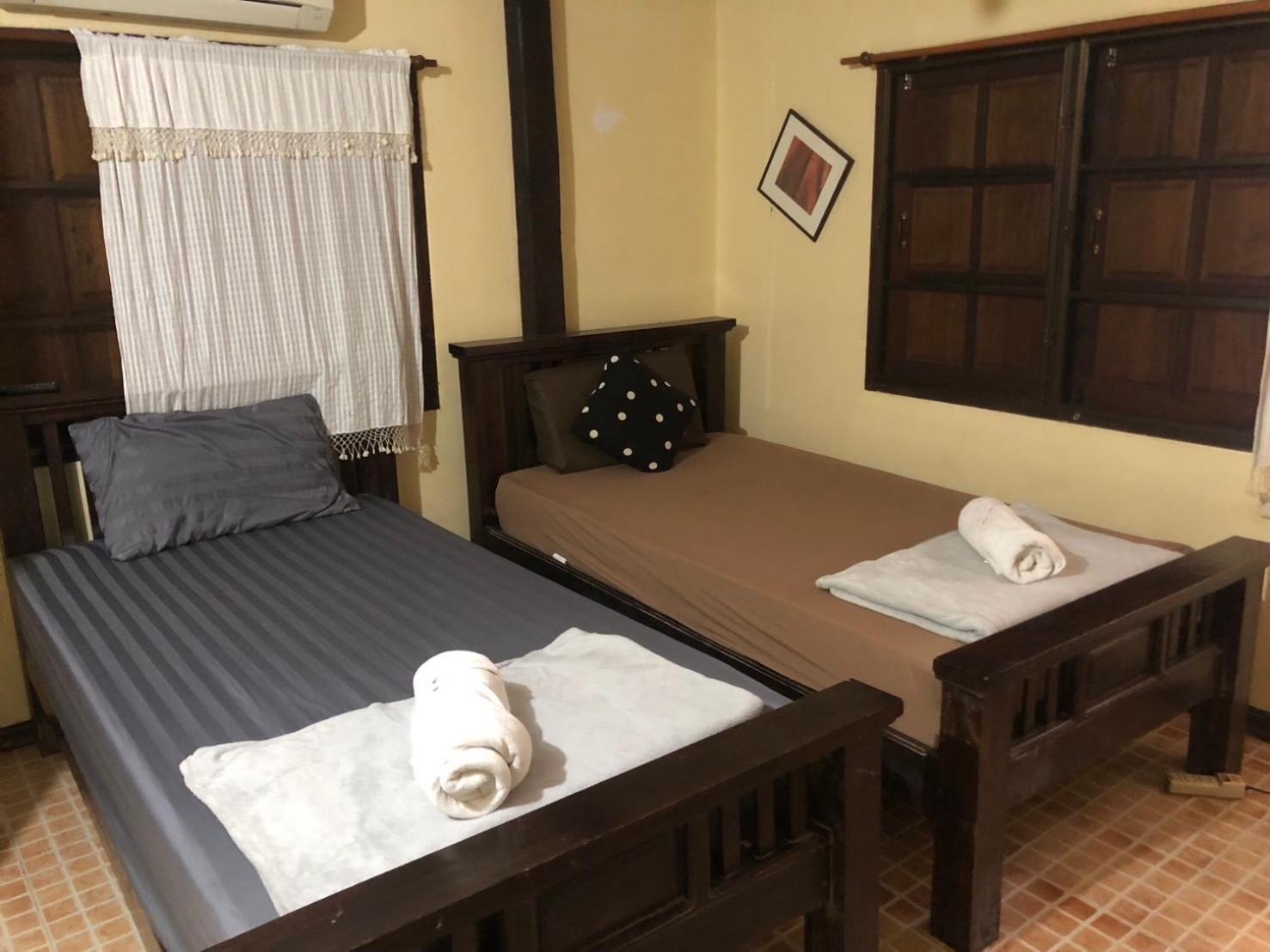 Nearthepark Boutique House Hostel Чиангмай Екстериор снимка